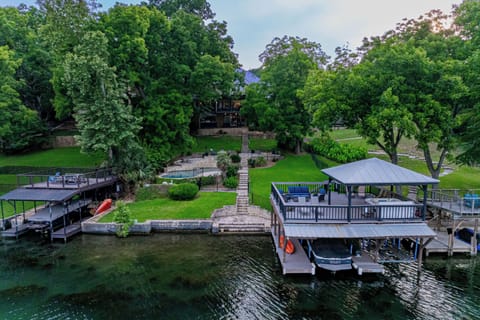 Boat Dock - Walker Luxury Vacation Rentals