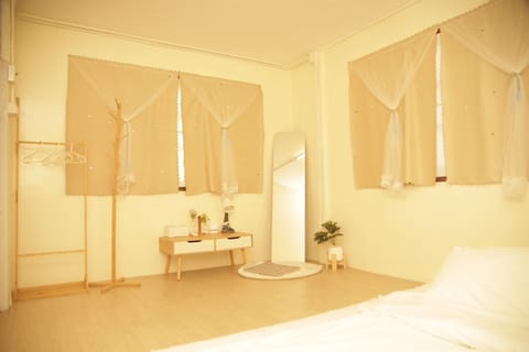 House, 2 Bedrooms, Non Smoking, Patio | 2 bedrooms, minibar, individually decorated, individually furnished
