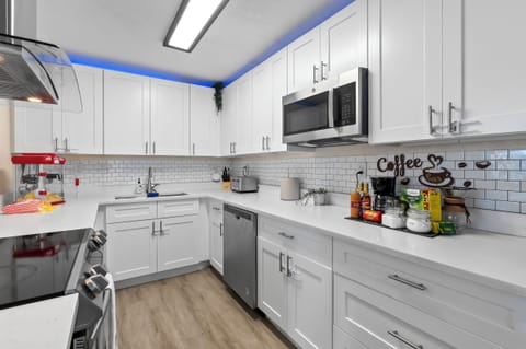 Our fully equipped, modern kitchen has everything you need to cook a family meal