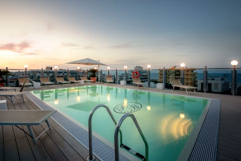 Seasonal outdoor pool, sun loungers