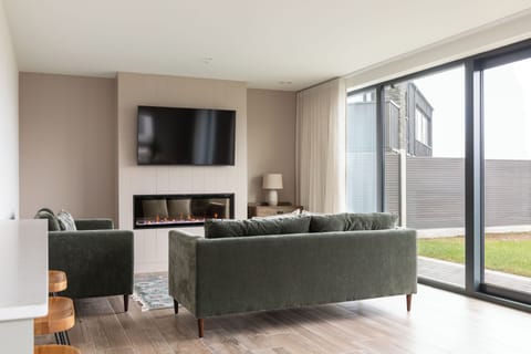 Binion sitting room @Ballyliffin Beach Houses