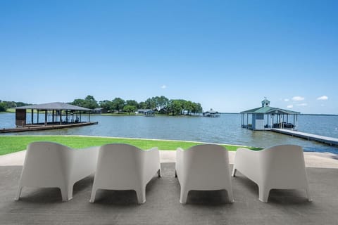 Individual Lounge Chairs