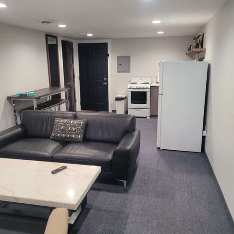 Dixon Suite is in the Stay Suites Building. It's an apartment style suite with 2 bedrooms. 