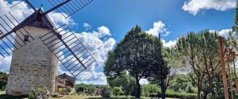 les curies - le moulin de brunard - le moulin de face