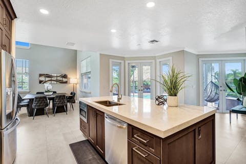 House (Multiple Bedrooms) | Interior