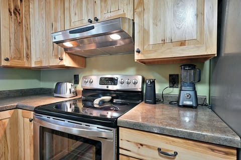 Toaster, Microwave, Coffee Maker and more