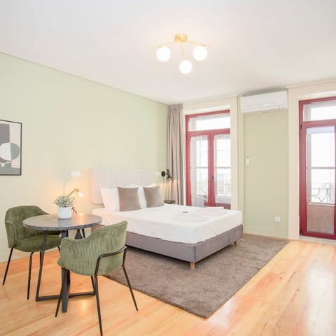 House | Internet
