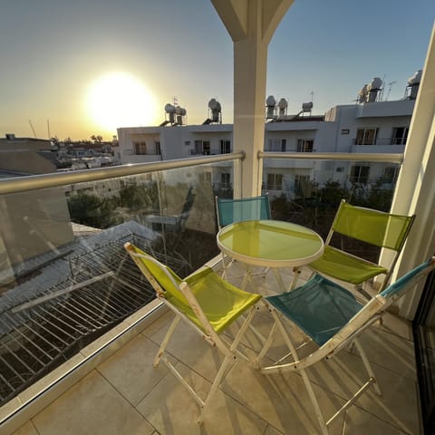 House, Smoking | 2 bedrooms