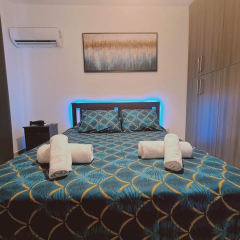 House | 1 bedroom, soundproofing