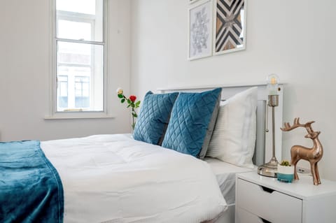 2 bedrooms, iron/ironing board, free WiFi
