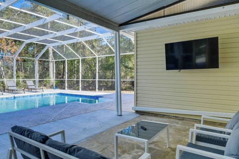 Private Pool | Gas Grill Available