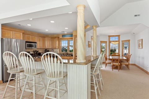 Eat together in the Dining Area or at the Counter Bar with additional seating.