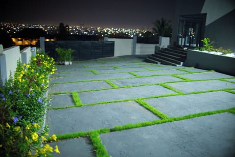 Comfort Double Room, City View | Desk, laptop workspace, WiFi (free)