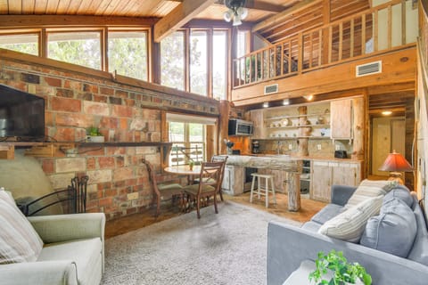 House (1 Bedroom) | Interior