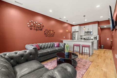 Open kitchen with living room