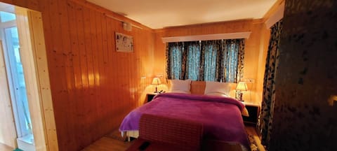 Superior Room | Soundproofing, WiFi (free)