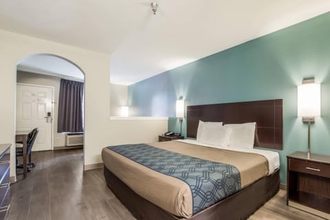 Iron/ironing board, rollaway beds, free WiFi, bed sheets