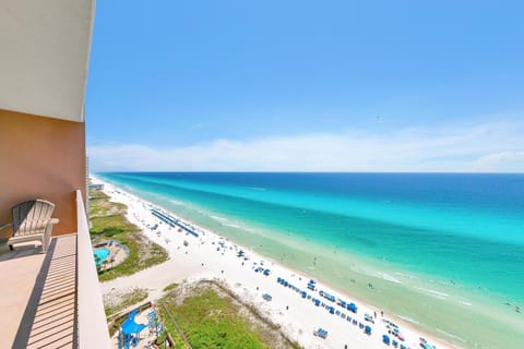Condo, 1 King Bed with Sofa bed (Sunrise Beach 2107) | Property grounds