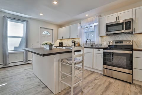 Full Kitchen