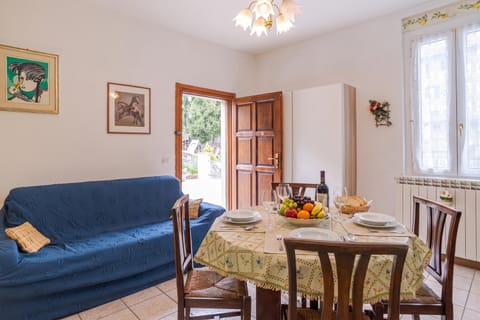 Living and dining room