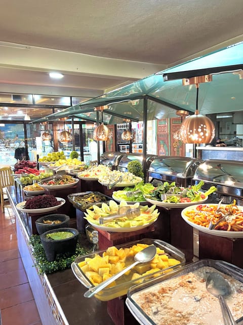 Buffet breakfast on weekends (MXN 200 per person)