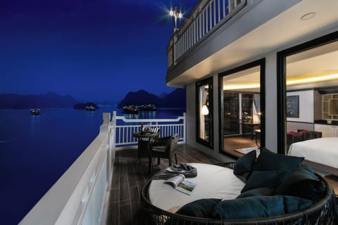 Presidential Suite with Terrace and Bathtub | Balcony