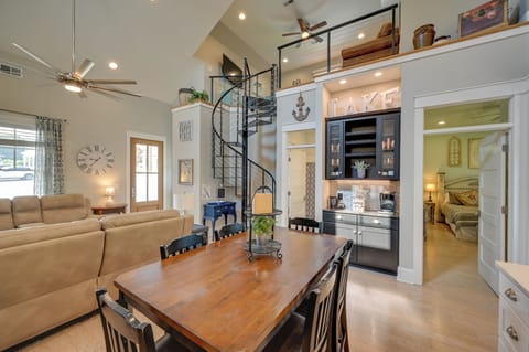 Cottage (2 Bedrooms) | Interior