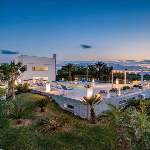 House, Smoking | 6 bedrooms