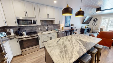 Indoors, Kitchen, Appliance, Microwave, Oven