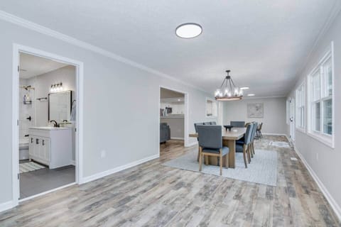 B45467f6 a5df 4de4 a35b 578901721262