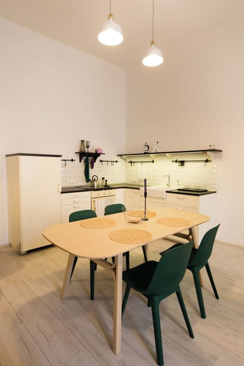 Kitchen (1)