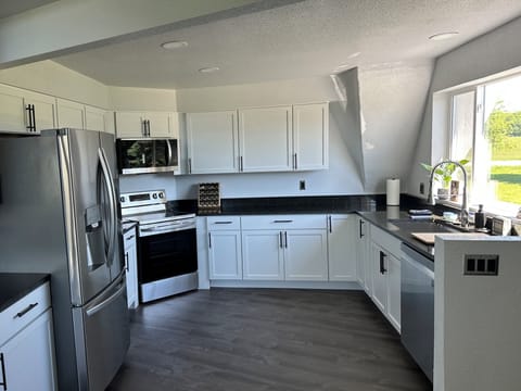 Fully equipped kitchen