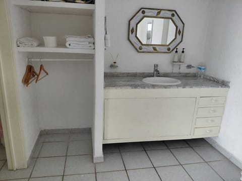 Shower, towels, soap, shampoo