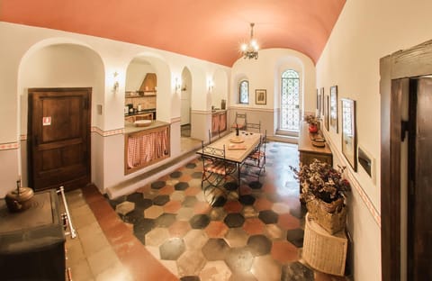 Property, Picture Frame, Wood, Interior Design, Houseplant, Flooring, Hall, Floor, Stairs, Real Estate