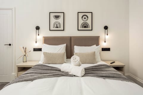 3 bedrooms, iron/ironing board, free WiFi