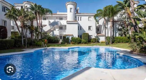 Apartment | Pool | Outdoor pool