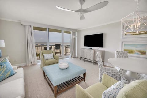 King and Prince 351 South Villas - Direct Oceanview from multiple spaces