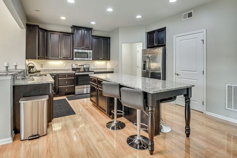 Kitchen | Air Fryer | 1st Floor