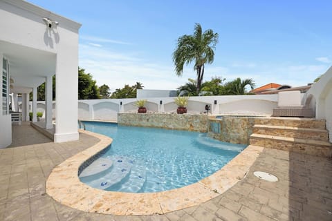 Private pool