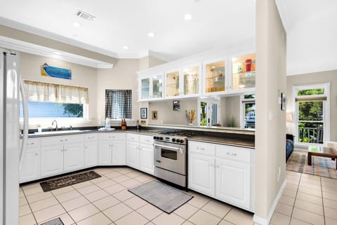 Kitchen has all you need