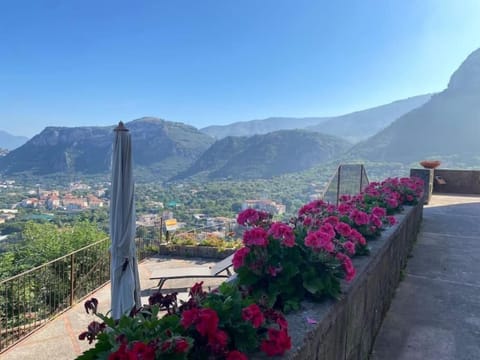 Apartment, 2 Bedrooms, Balcony, City View | Garden