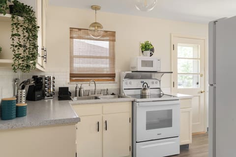 Fully stocked kitchen with all the essentials 