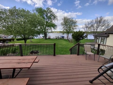 Deck facing lake