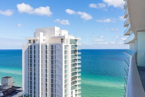 Building, High Rise, City, Urban, Town