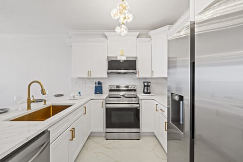 Full Size Kitchen with Bar Seating
