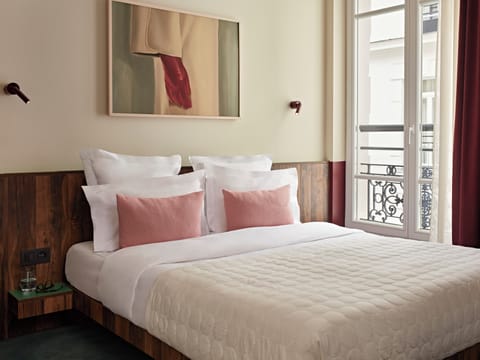 Medium Room | Premium bedding, memory foam beds, in-room safe, individually decorated