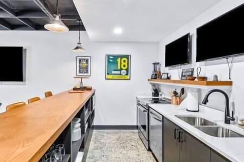 A6e2e305 cba5 40b3 b1c3 34ff6aa03e39