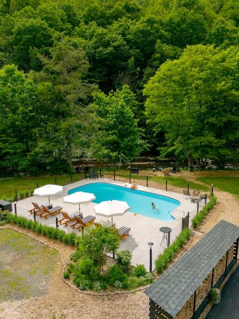 Pool Open Between May-October