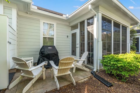 Grill up some hamburgers and eat lunch in the fresh air.