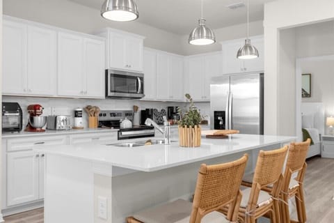 1265EmeraldRowWay(13)